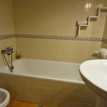 On Maria Luisa Wifi Parking Swimming Pool * Olhos de Agua (Albufeira)