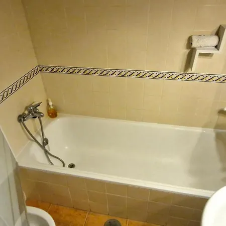 Apartment On Maria Luisa Wifi Parking Swimming Pool Olhos de Agua (Albufeira)