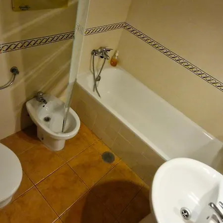 On Maria Luisa Wifi Parking Swimming Pool Apartman