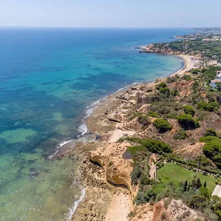 On Maria Luisa Wifi Parking Swimming Pool *