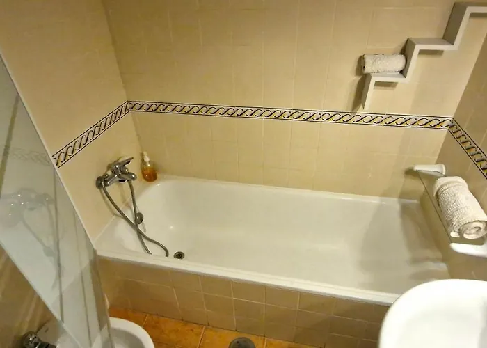 Apartment On Maria Luisa Wifi Parking Swimming Pool Olhos de Agua (Albufeira)